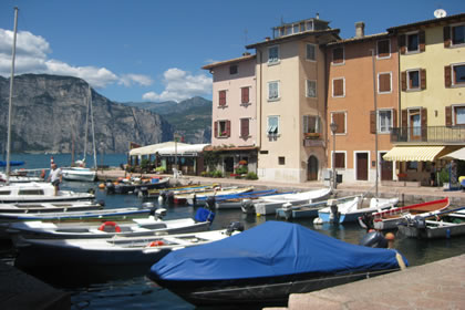 Brenzone Assenza Hafen