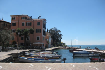 Brenzone Castelletto Hafen