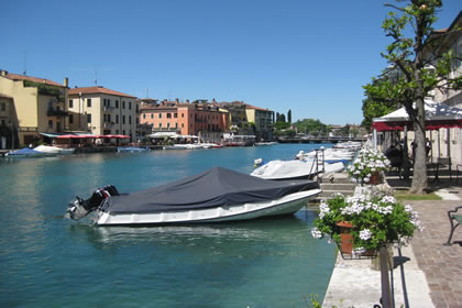 Peschiera der Hauptarm des Flusses Mincio