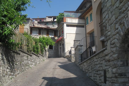 Tignale i vicoletti più suggestivi